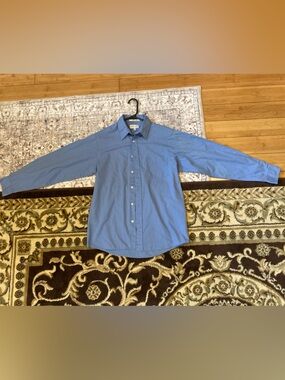 Van Heusen Light Blue Long-Sleeve Button-Up Shirt